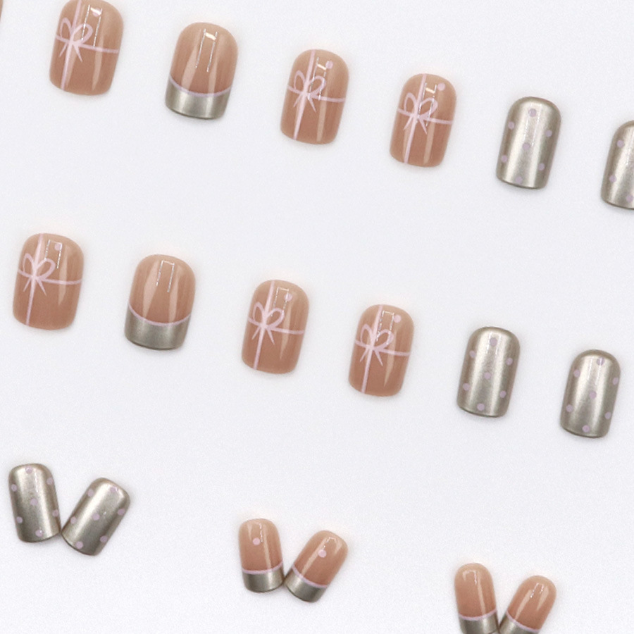 Короткие квадратные накладные  – обзор и цена Nail Art Red Cherry